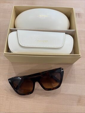 Tom Ford 2-in-1 Brown Tortoiseshell Sunglasses and Blue Light Combo